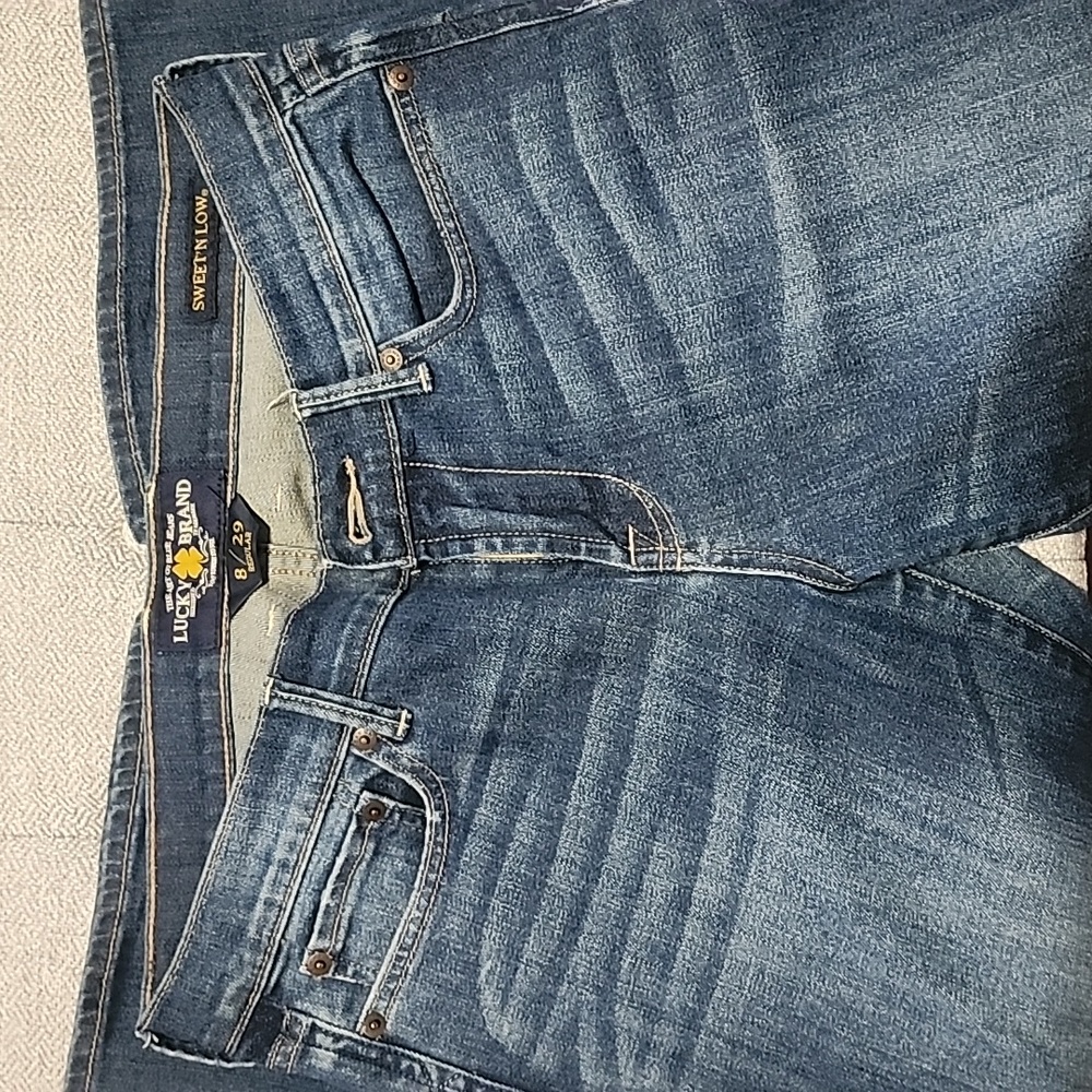 Lucky Jeans
